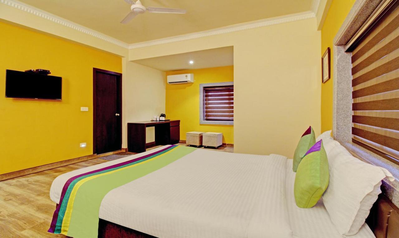 כלכותה Treebo Asl Prime, Near Ballygunge Railway Station מראה חיצוני תמונה