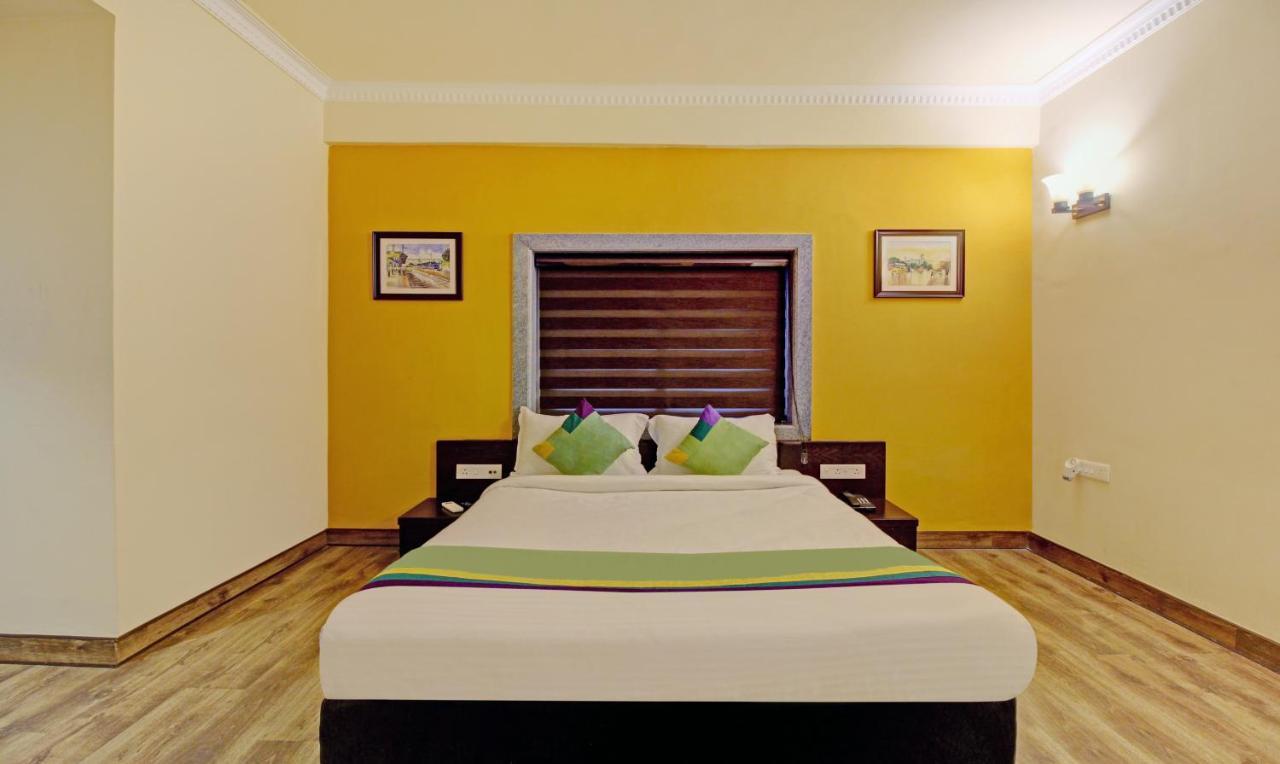 כלכותה Treebo Asl Prime, Near Ballygunge Railway Station מראה חיצוני תמונה