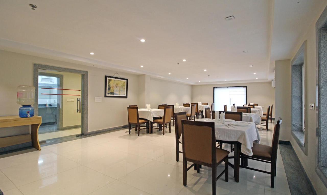 כלכותה Treebo Asl Prime, Near Ballygunge Railway Station מראה חיצוני תמונה